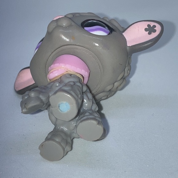 Littlest Pet Shop set of 2 sheep - Picture 5 of 9